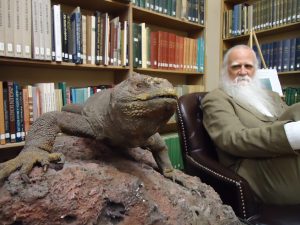 Darwin and iguana